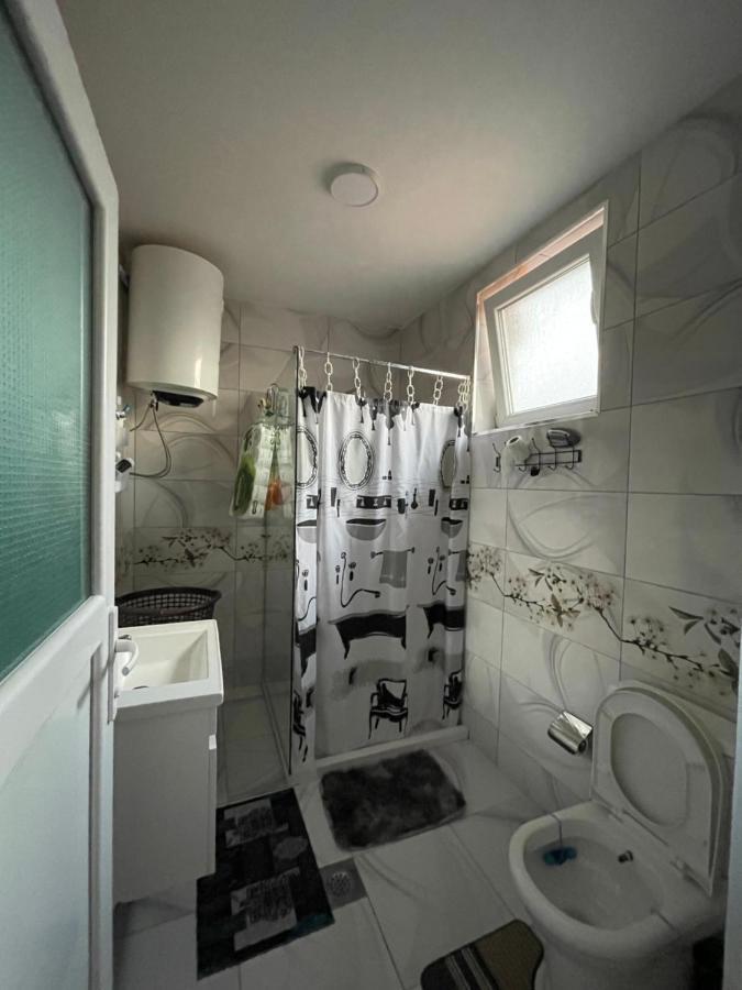 Got Prishtina Hostel Prishtine Bagian luar foto